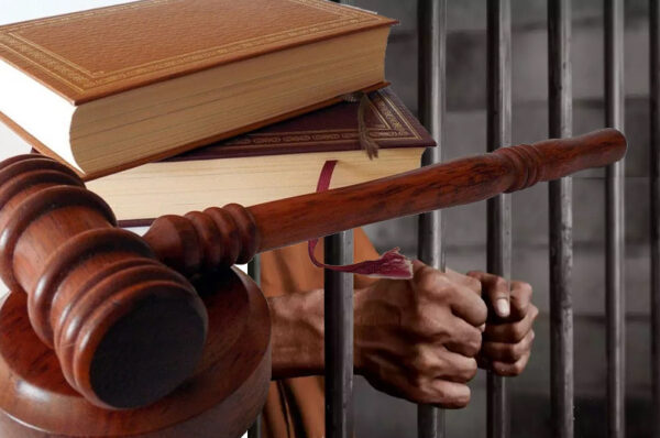 2 from navi mumbai get life imprisonment check why