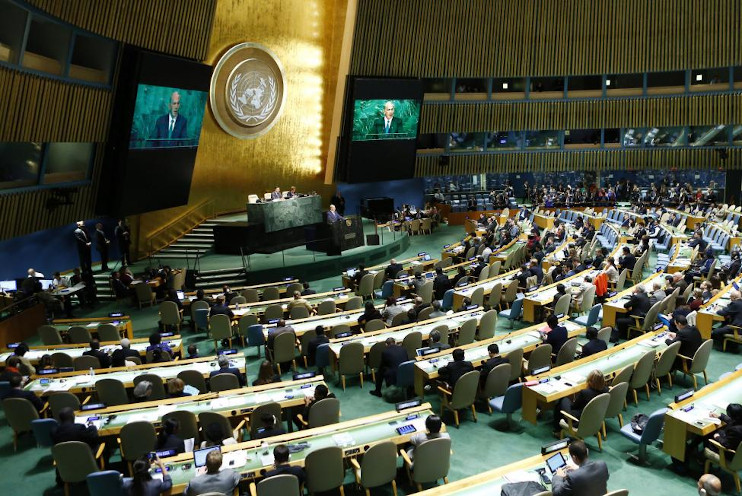 The United Nations condemns human rights violations in North Korea and the last rejects the accusations.