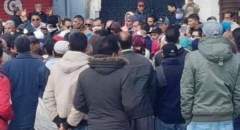 Hunger workers due to coronavirus response measures in Tunisia
