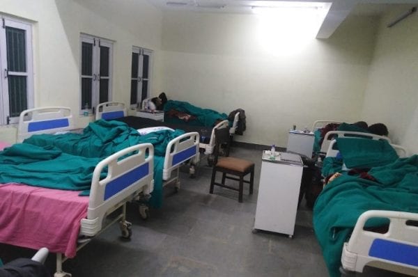 How Lack Of Facilities in India is Pushing Migrant Workers Out Of Quarantine Centres
