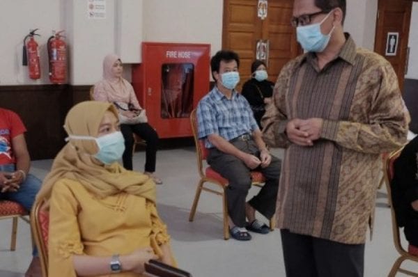 98 Indonesian migrant workers went back to their home