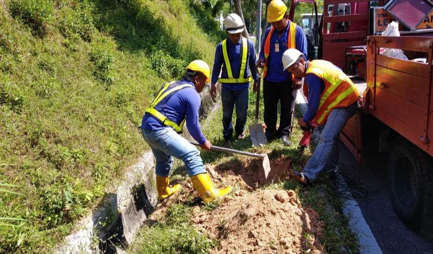 Foreign worker is commonly hired by local contractor company in Malaysia