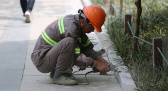 Pakistan raises migrant workers’ overdue salaries with Qatar’s Labor Ministry