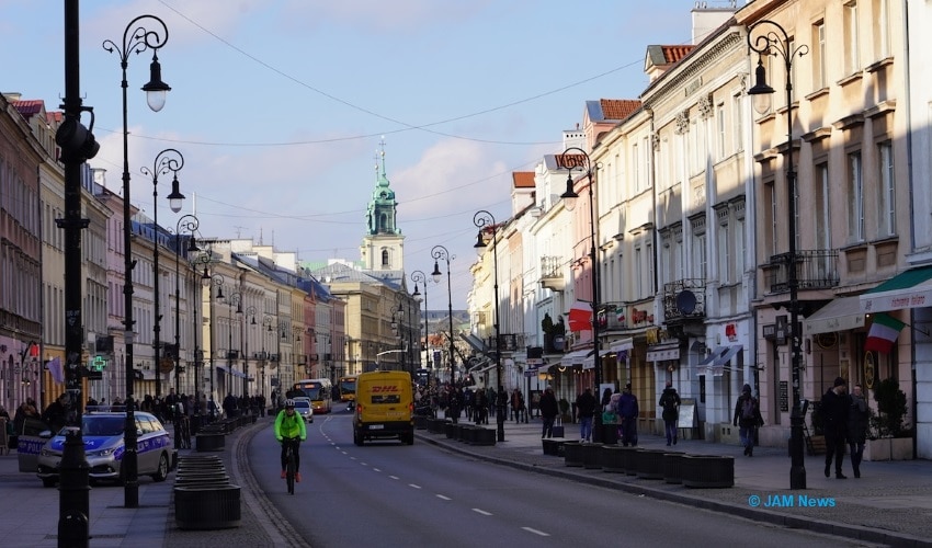 Azerbaijani migrants, Poland, European dream