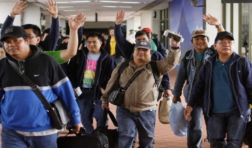 Filipino-workers,-when-a-mother-gives-up-a piece-of-her-heart
