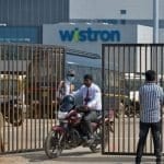 I-Phone-workers-in-India-protest-for-their-salaries