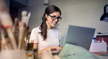 5 Online Jobs For Students That Can Turn Into A Career