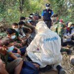 63 burmese migrants arrested as they try to enter thailand