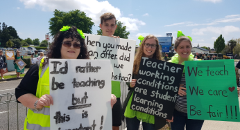 ASF Pickets Winona Teachers and Students As Strike is Impending