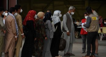 20,000 Afghan refugees to receive free accommodation from Airbnb