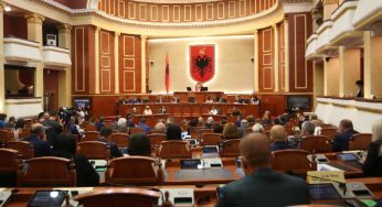 Albanian Court Suspends Controversial Italian Migrant Deal