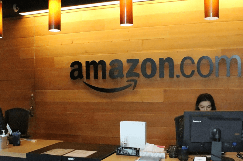 Amazon is hiring 15000 workers in the UK; Who is eligible?
