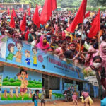anganwadi workers stage protest outside delhi lg's office