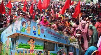 Anganwadi workers stage protest outside Delhi LG’s office