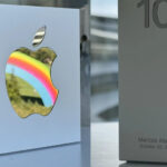 apple employees get special gift from tim cook for working 10 years