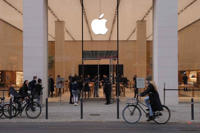 atlanta apple store is the first to file for union election by apple retail workers