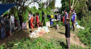 Cambodian migrant workers stranded at Thai border amid pandemic closures