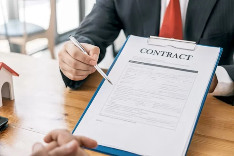 6 Employment Contract Red Flags: A Guide to Protecting Your Employee Rights 