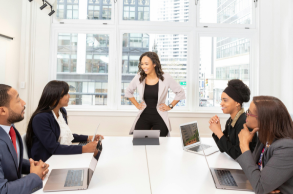 15 Unspoken Office Etiquette Rules For Employees