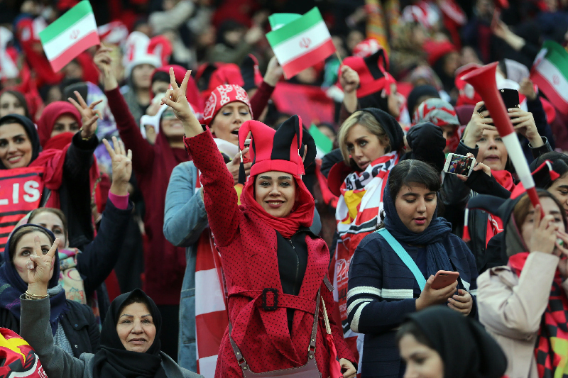 fifa chief hails access for iranian female football fans to iran stadium