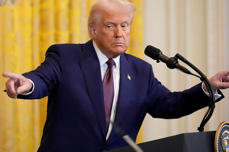 A Massive Harsh Layoffs: Trump 2.0 Fires Federal Employees via Team Meeting and Given 30 Minutes to Leave
