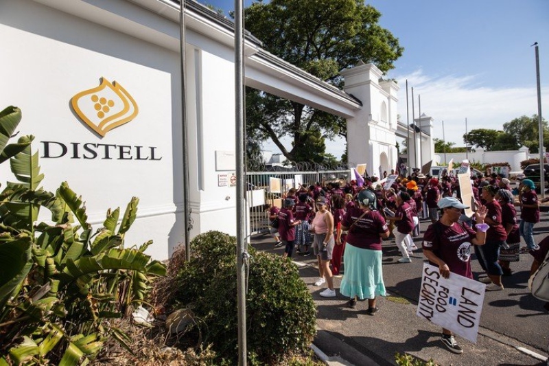 Fruit Farming Women Protest Against Labor Rights Violations Outside Distell Factory