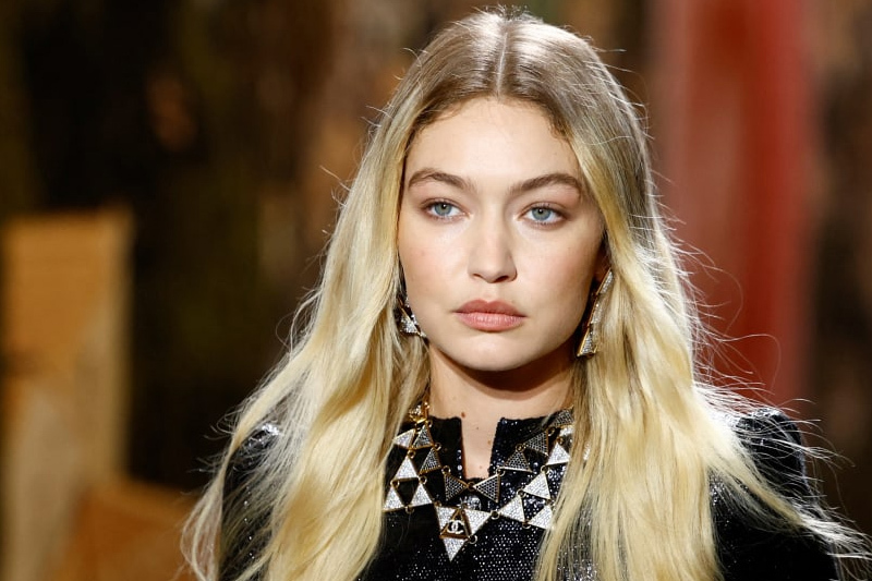 gigi hadid says ‘israel keeps children as prisoners of war’