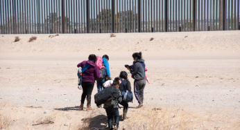 Heartbreaking: Texas Border Officials Tear Apart Migrant Families, Detain Desperate Fathers