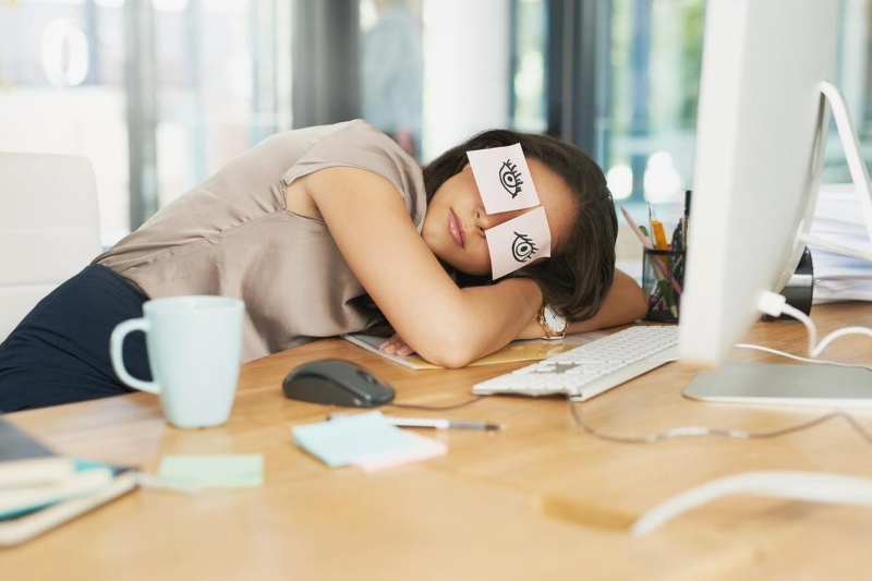 How Short Naps Can Increase The Productivity of Night-Shift Workers?