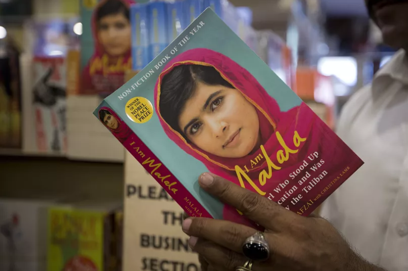 i am malala the story of the girl who stood up for education and was shot by the taliban by malala yousafzai
