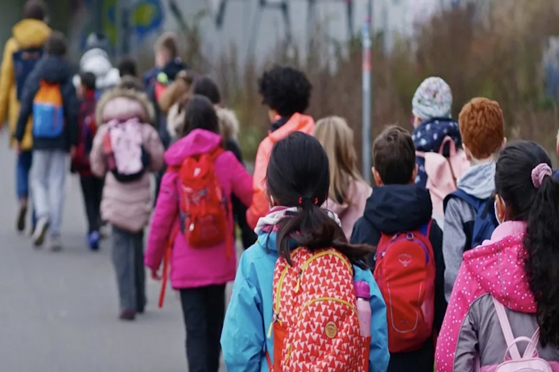 Germany Debates Immigrant Student Quotas in Schools Amid Rising Diversity 