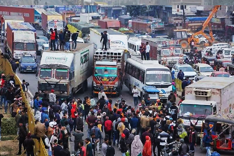 India transport strike sparks clashes and heavy disruptions: Key details inside