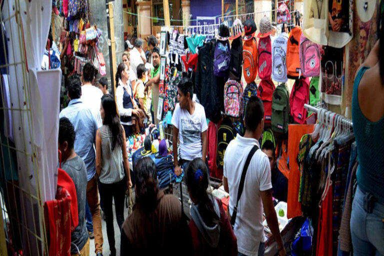 Informal workers in Latin America and Caribbean bear COVID-19 brunt