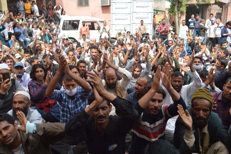 jammu and kashmir daily wagers stage protest, demand regularisation of jobs