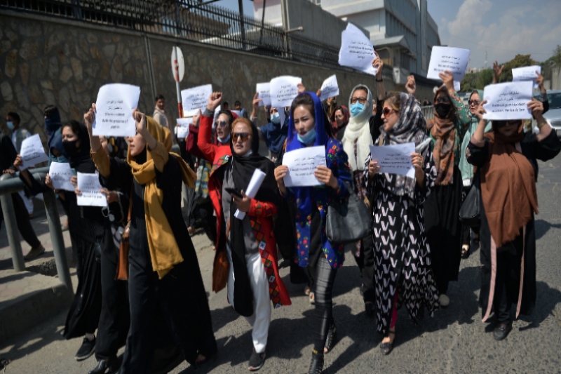 Journalists Manhandled Over Covering Women Rights Protests