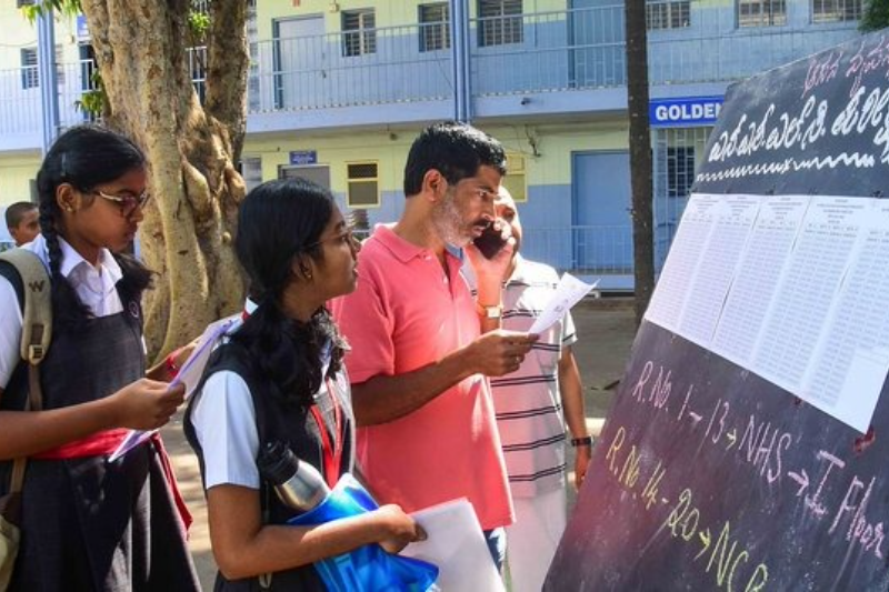 Kerala Launches ‘Jyoti’ Scheme to Bring Migrant Workers’ Children from Streets to Schools 