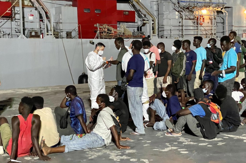 lampedusa fishermen protest against migrant transfers as italy and tunisia seek solutions