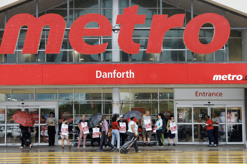 metro inc cries foul over unifor stalemate, strike drags on
