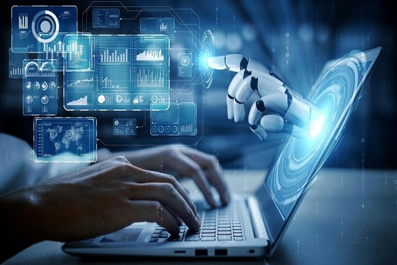 Microsoft Mandates AI Training for All Employees – What It Means for Your Career 