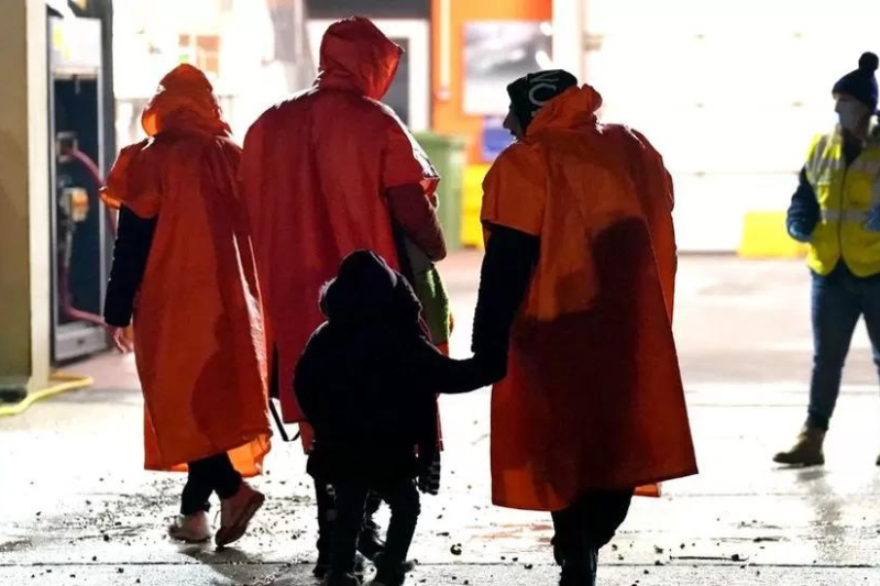migration bill lords maintain child migrant detention limits