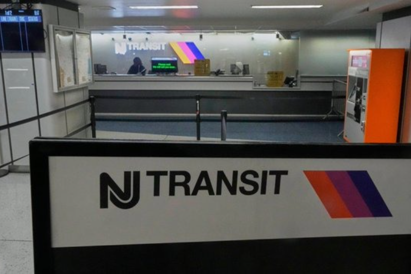 New Jersey Rail Workers Call Off Strike, Commuter Services Resume Tuesday