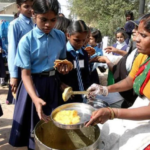 no mid day meals for telangana students as workers give 'chalo hyderabad' call