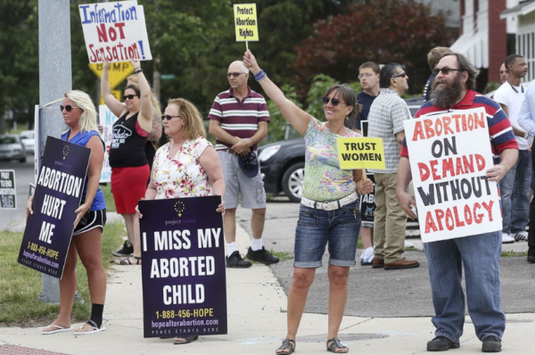 ohio's resolution on abortion rights attracts funding from illinois