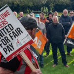 oil workers to strike over pay at port site