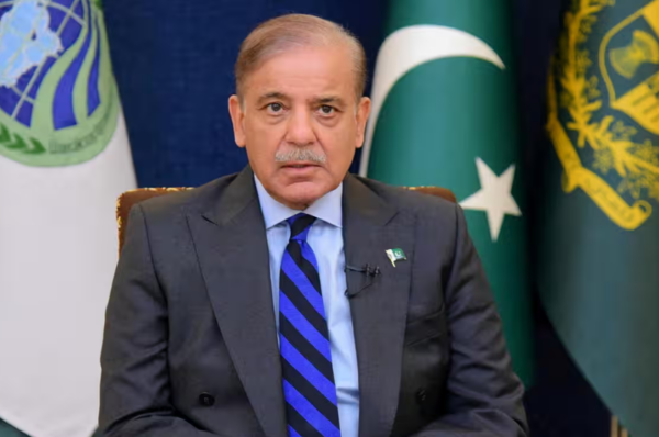 pakistan govt to grant extensive powers to military intelligence agency