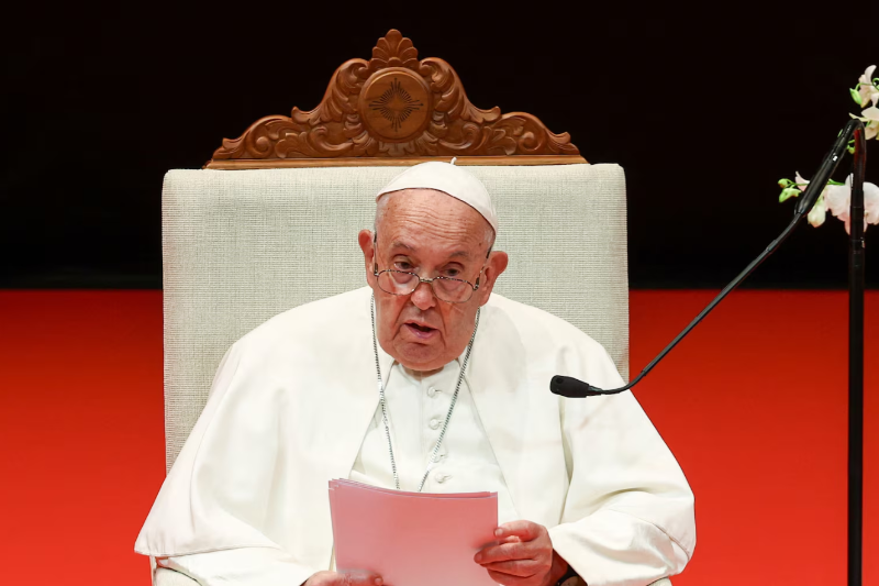 pope emphasizes ‘singapore’s ageing population’ and ‘migrant workers’ fair wages