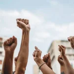 report arbitrary detentions