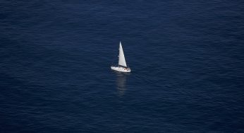 Rescuers say Mediterranean Boat Carrying 500 Migrants Has Gone Missing