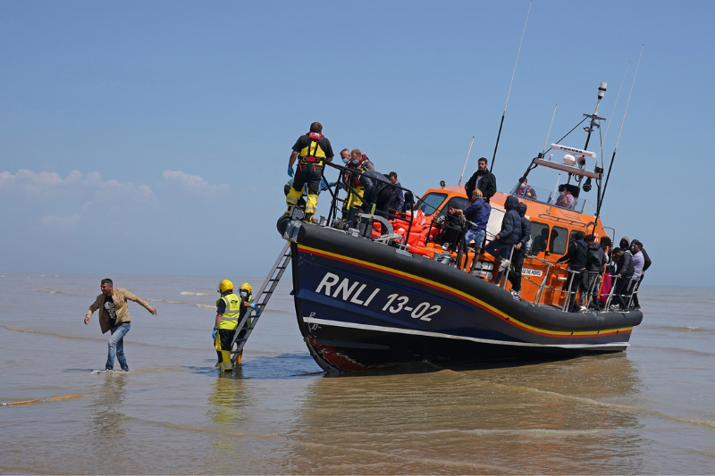 stranded migrants in a spanish patrol boat returns to senegal