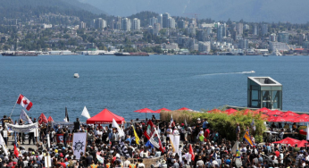 Talks Resume Between Striking Dock Workers and Employers in Pacific Canada